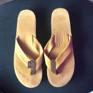 Rainbow - women size 9